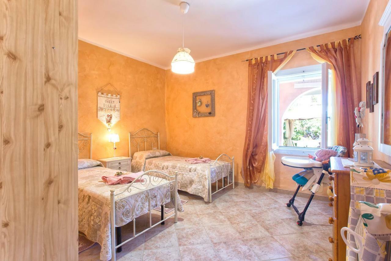 Вілла Casa Vacanze La Guzzetta Ranch Canaglia Екстер'єр фото